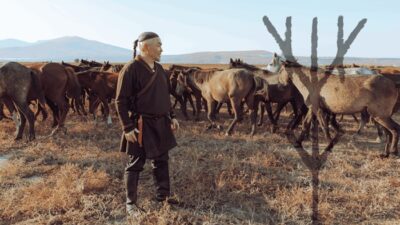 Türk dünyasının iki kıymetli ismi, aydın Timur Davletov ve sanatçı