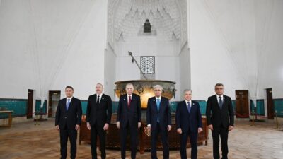 İlham Aliyev ve Türk Devletleri Teşkilatının gayriresmî Zirve Toplantısı’nın diğer
